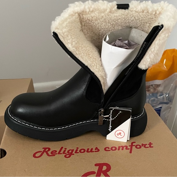 Religious Comfort Boots size 6 - Picture 2 of 2